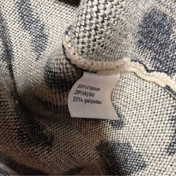 Zesica animal print‎ sweater cardigan womens size small - Picture 5 of 5